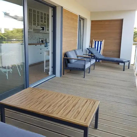 Hampton House Apartamento