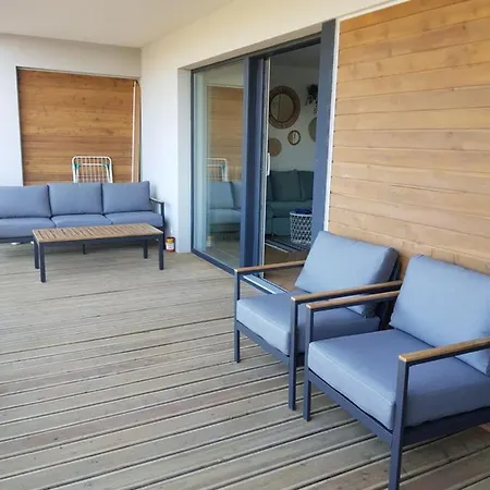 Apartment Hampton House