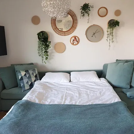 Hampton House Apartment